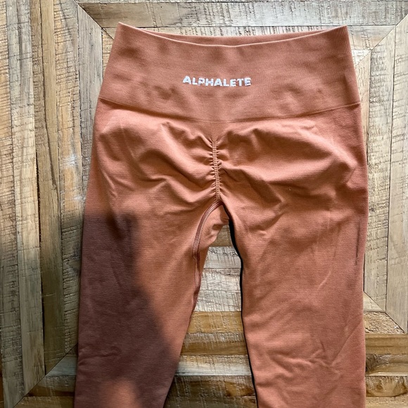 Small Mandarin Alphalete Amplify Leggings - Picture 5 of 5